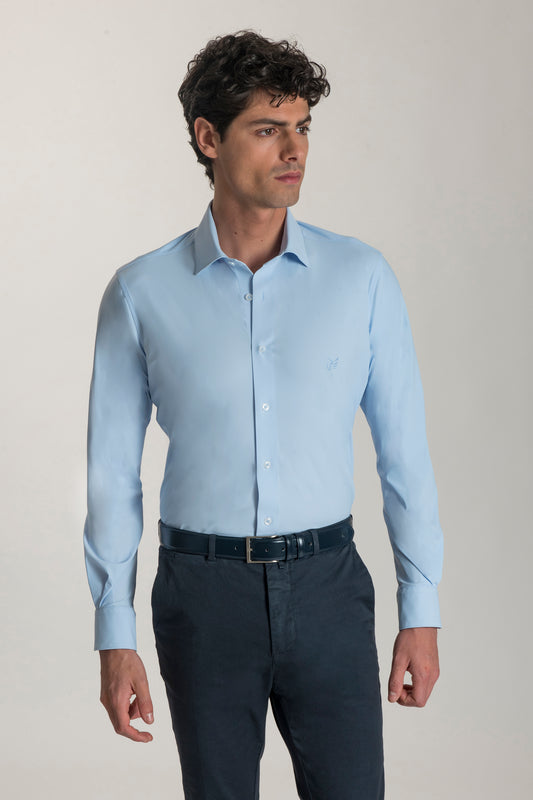 Camicia Celeste in Tessuto Leggero Comfort Bielastico